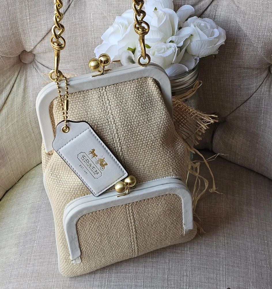 Coach Limited Edition Bleeker Street Double Kisslock Shoulder Bag ( 39 of 70 ) - Picture 10 of 16